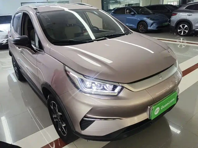 BYD Yuan Pro — Фото автомобиля 3