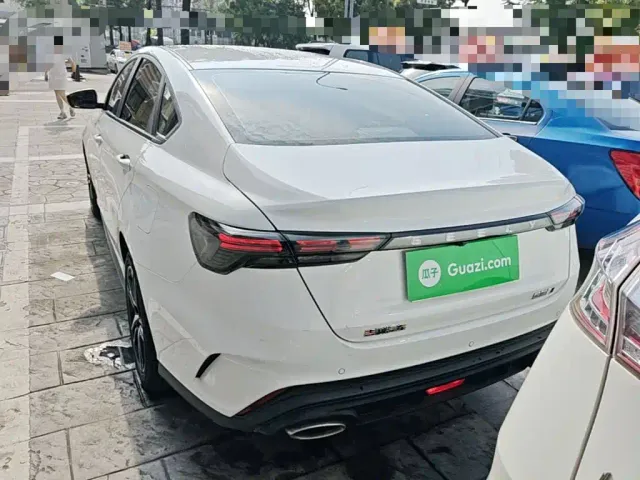 Geely Binrui — Фото автомобиля 5
