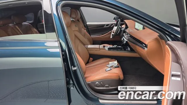 Genesis G80 Бензин 2.5 турбо AWD — Фото автомобиля 23