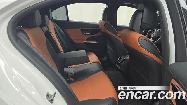 Mercedes-Benz C-Class — Фото автомобиля 10