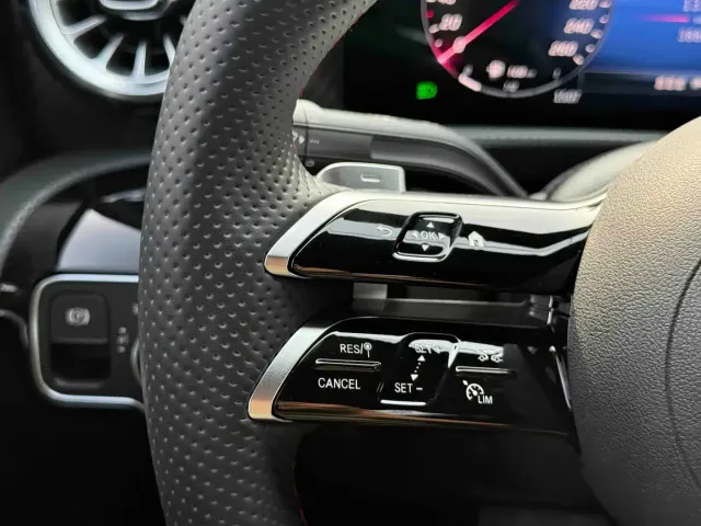 Mercedes-Benz A-Class — Фото автомобиля 16