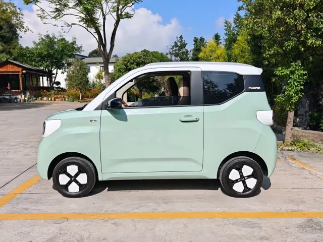 Wuling Hongguang Mini EV — Фото автомобиля 9