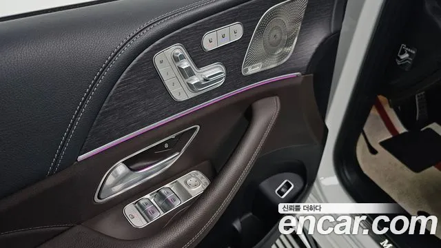 Mercedes-Benz GLS-Class — Фото автомобиля 20