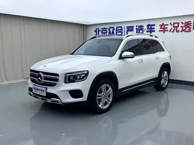 Фотография автомобиля — Mercedes-Benz GLB-Class