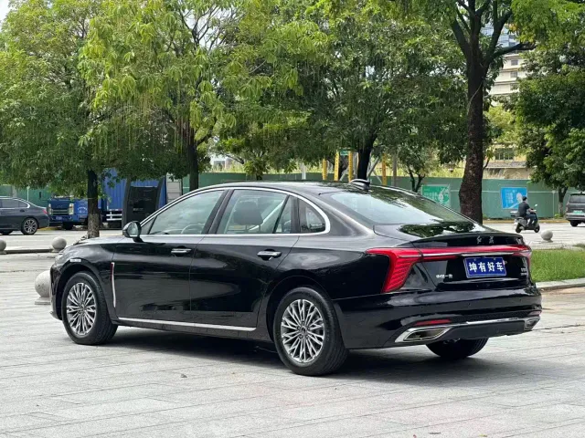 Hongqi H5 — Фото автомобиля 4