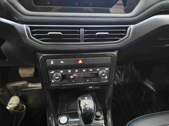 Volkswagen Tharu — Фото автомобиля 8