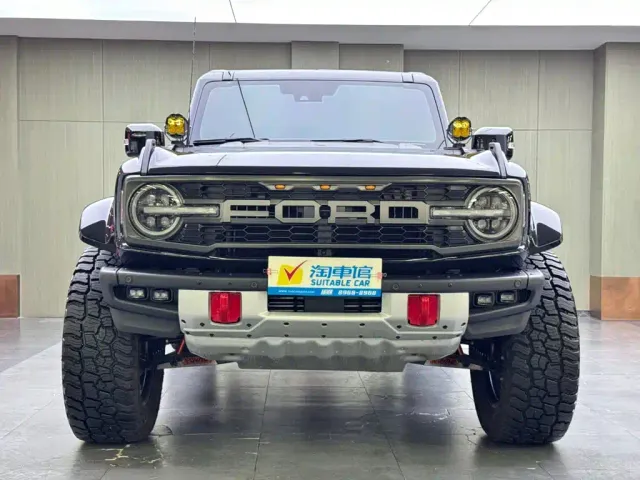 Ford Bronco — Фото автомобиля 2
