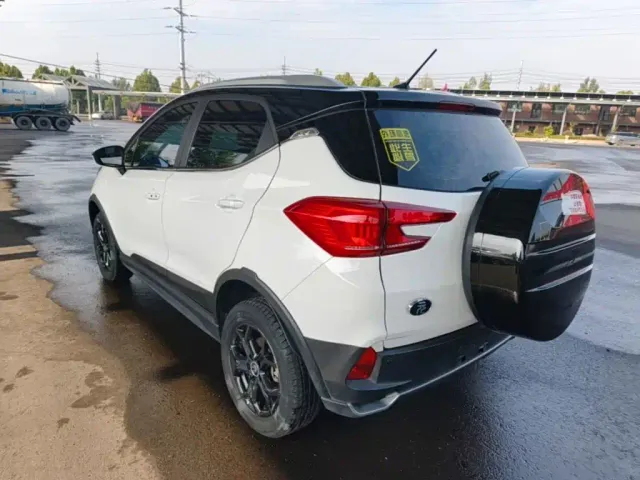 BYD Yuan Pro — Фото автомобиля 4