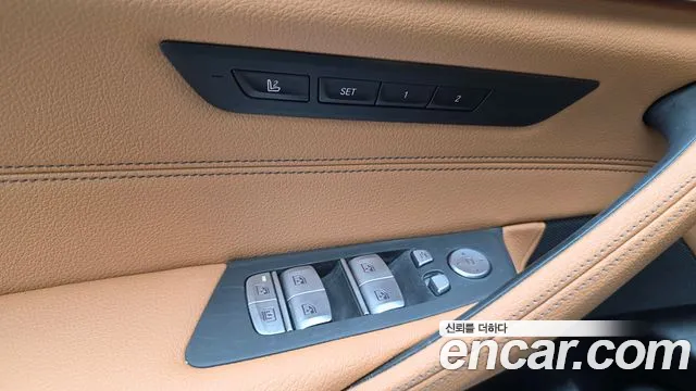 BMW 5 Series G30 — Фото автомобиля 26