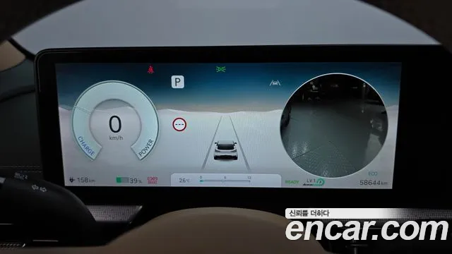 Genesis GV60 — Фото автомобиля 11