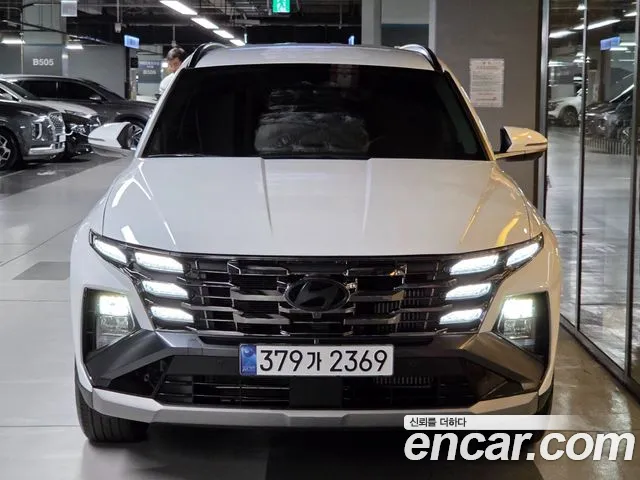 Hyundai Tucson Новый Tucson (NX4) Бензин 1.6 турбо 2WD — Фото автомобиля 3