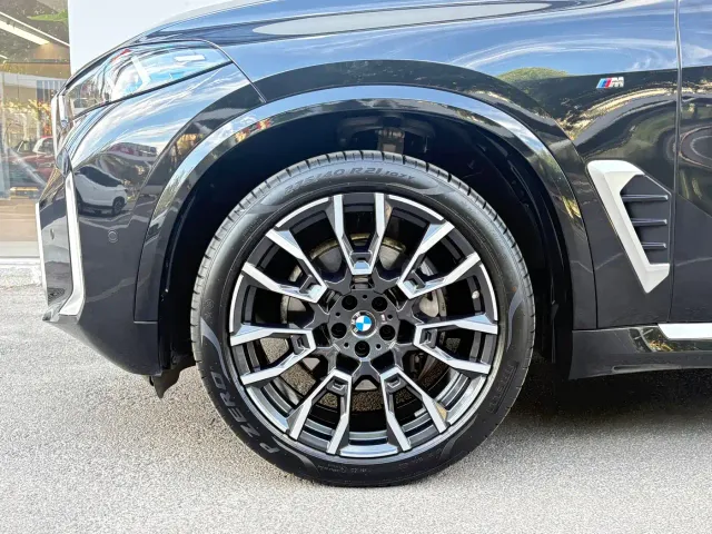BMW X5 — Фото автомобиля 7