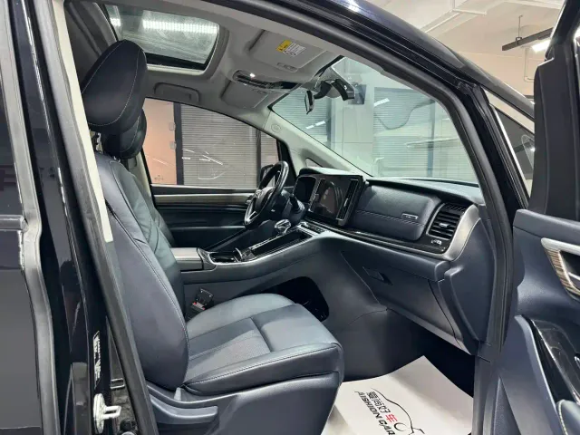 GAC Trumpchi M8 — Фото автомобиля 11