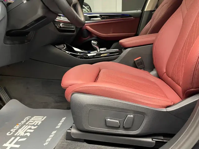 BMW X3 — Фото автомобиля 10