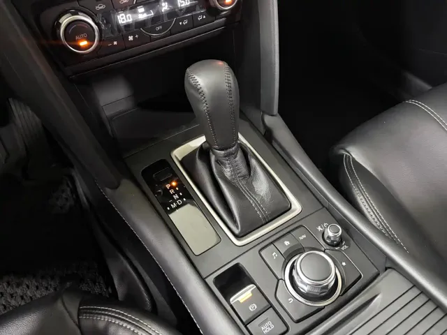 Mazda CX-4 — Фото автомобиля 16