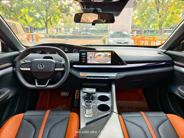 Changan UNI-V — Фото автомобиля 6