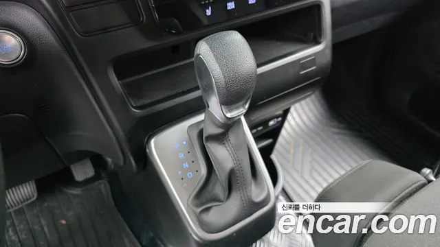Hyundai Staria — Фото автомобиля 12
