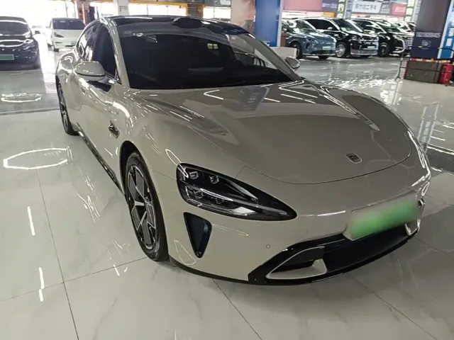 Xiaomi SU7 — Фото автомобиля 3