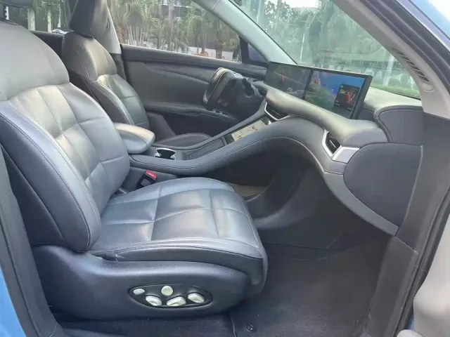 IM Motors IM LS6 2025 Ultra Performance Gecko Smart Comfort Edition — Фото автомобиля 15