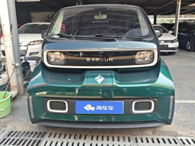 Baojun KiWi EV — Фото автомобиля 2