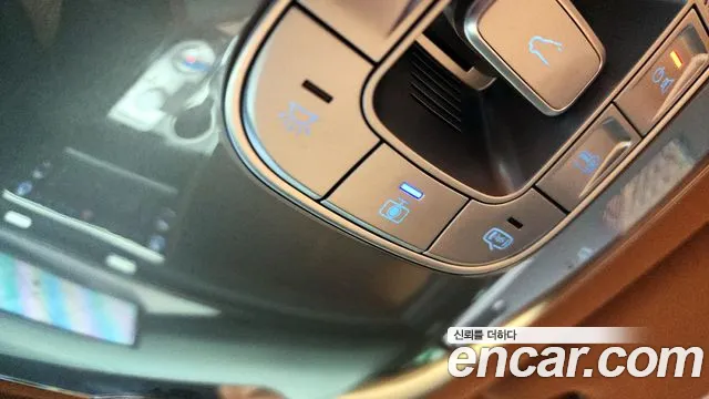 Genesis GV80 2.5T Бензин 2WD — Фото автомобиля 19