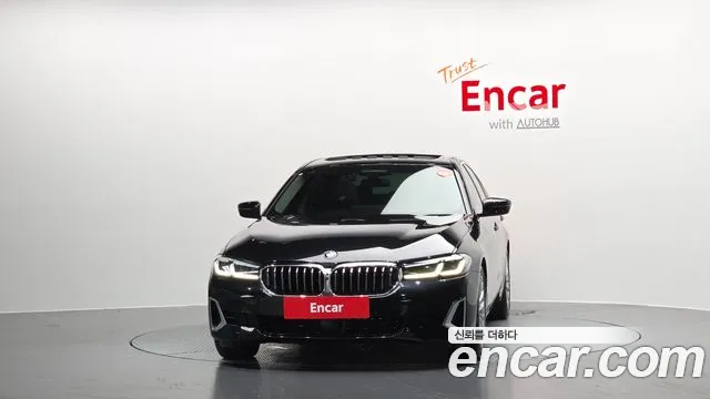 BMW 5-Series — Фото автомобиля 3