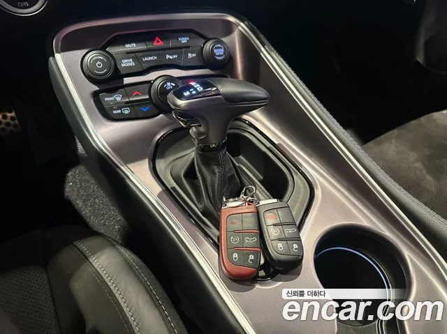 Dodge Challenger — Фото автомобиля 9