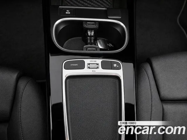 Mercedes-Benz A-Class — Фото автомобиля 11