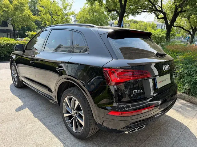 Audi Q5L — Фото автомобиля 5
