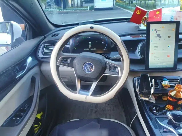 BYD Qin PLUS — Фото автомобиля 6