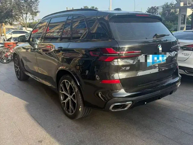 BMW X5 — Фото автомобиля 9