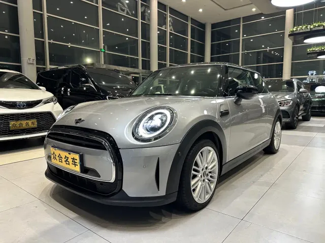 Фотография автомобиля — MINI Hatch