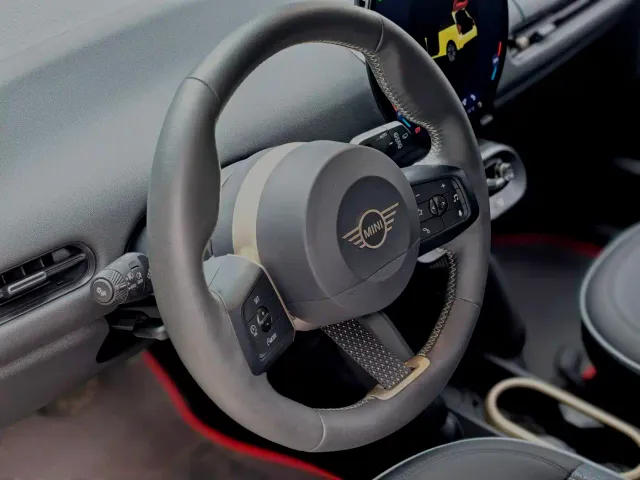MINI Cooper — Фото автомобиля 16