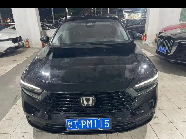 Honda Accord — Фото автомобиля 7