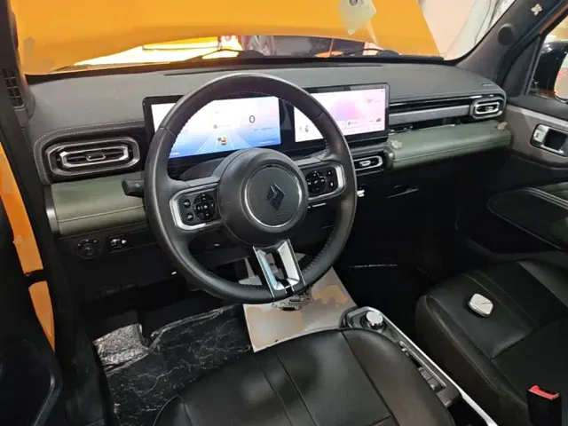 Baojun Yep — Фото автомобиля 5