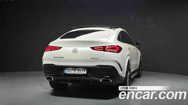 Mercedes-Benz GLE-Class — Фото автомобиля 4
