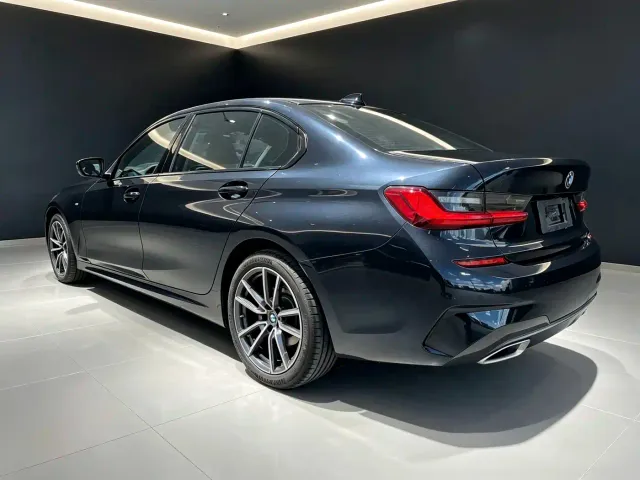 BMW 3 Series — Фото автомобиля 6