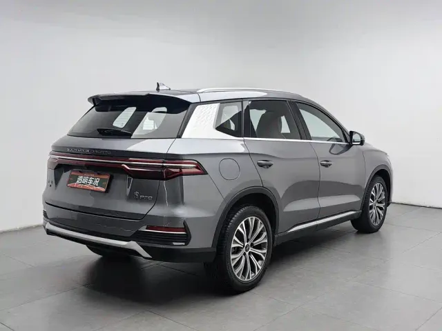 BYD Song Pro — Фото автомобиля 2