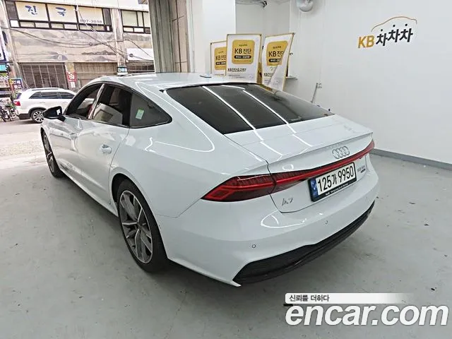 Audi A7 — Фото автомобиля 4