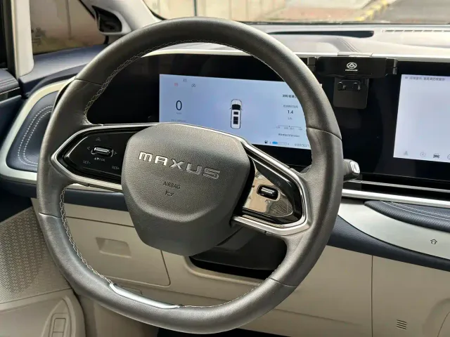 Maxus G90 — Фото автомобиля 8