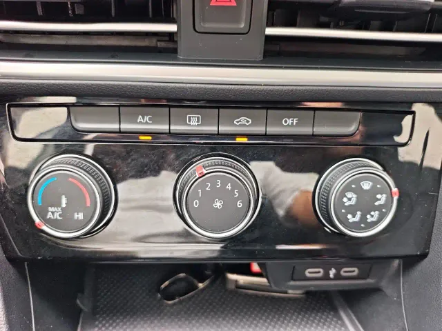 Volkswagen Sagitar — Фото автомобиля 9