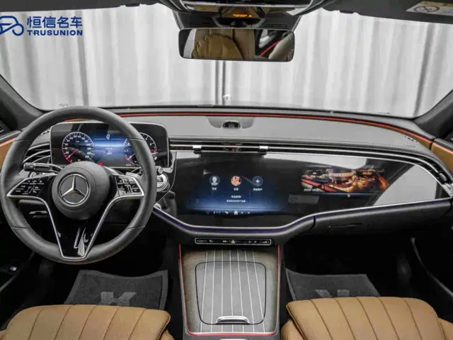 Mercedes-Benz E-Class — Фото автомобиля 13