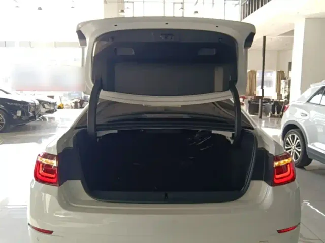 Citroen C6 — Фото автомобиля 18