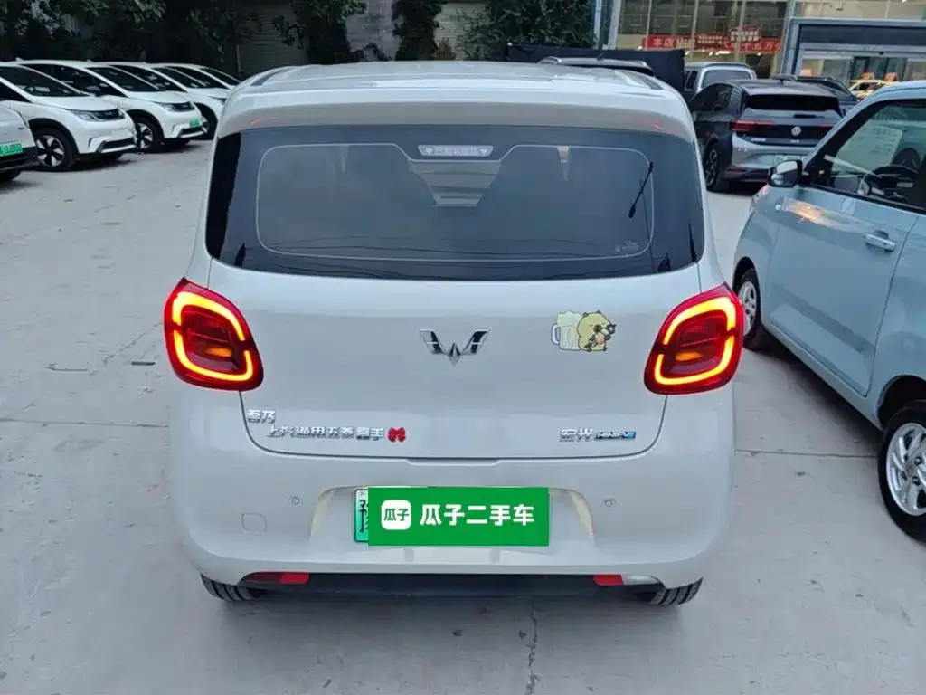 Wuling Motors Hongguang MINIEV 2025 4-Door Advanced — Фото автомобиля 5