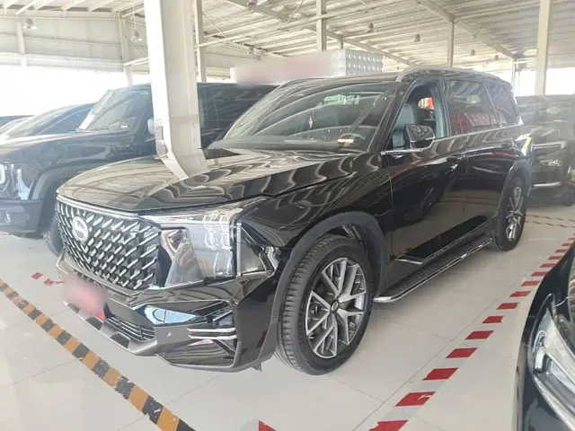 Фотография автомобиля — GAC Trumpchi GS8