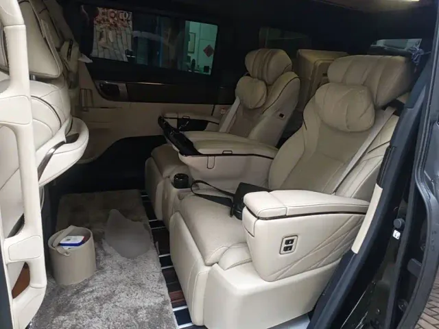 Toyota Alphard — Фото автомобиля 16