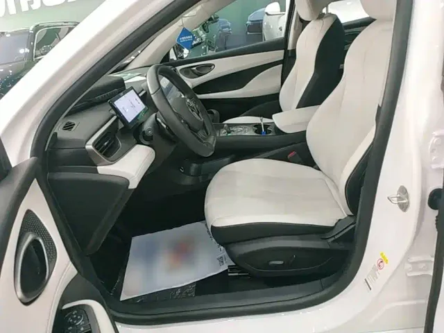 BYD Seal 05 DM-i — Фото автомобиля 14