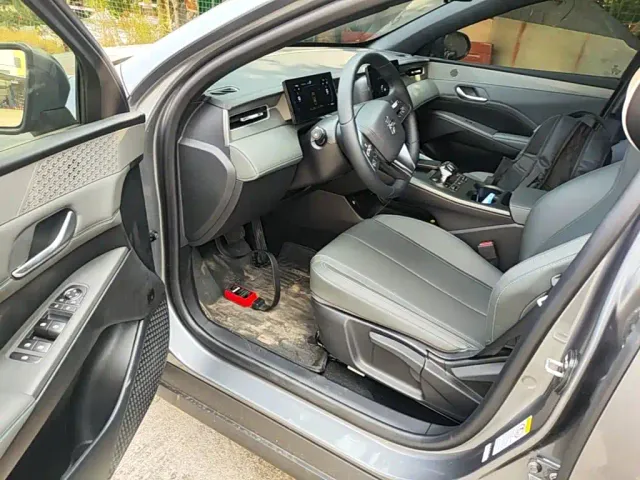 BYD Qin PLUS — Фото автомобиля 15