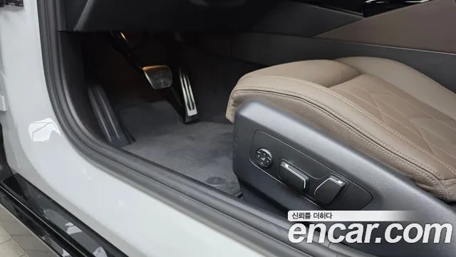 BMW 5-Series — Фото автомобиля 28