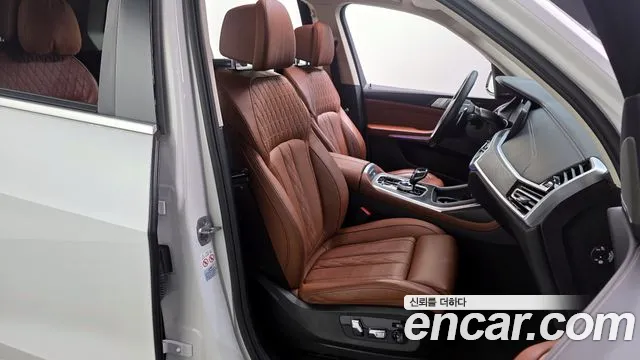 BMW X7 G07 — Фото автомобиля 12